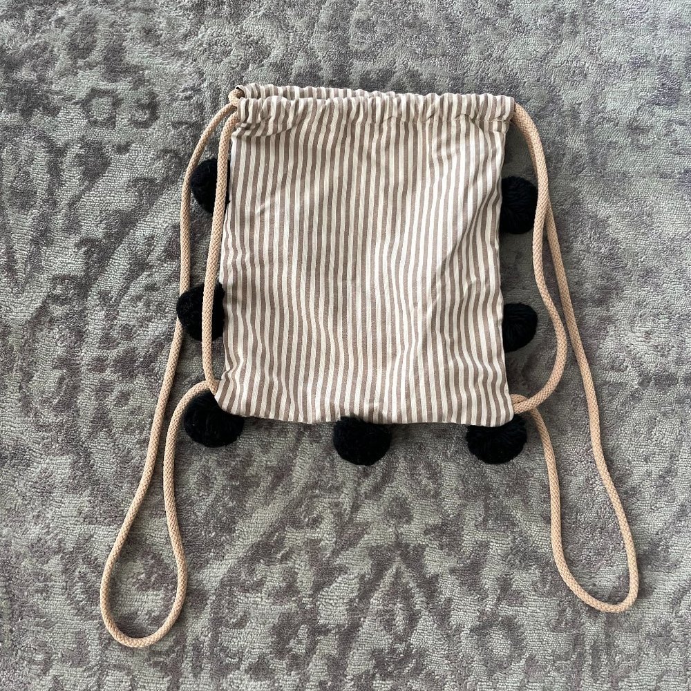 Intrend Cotton Packpack with Pompoms